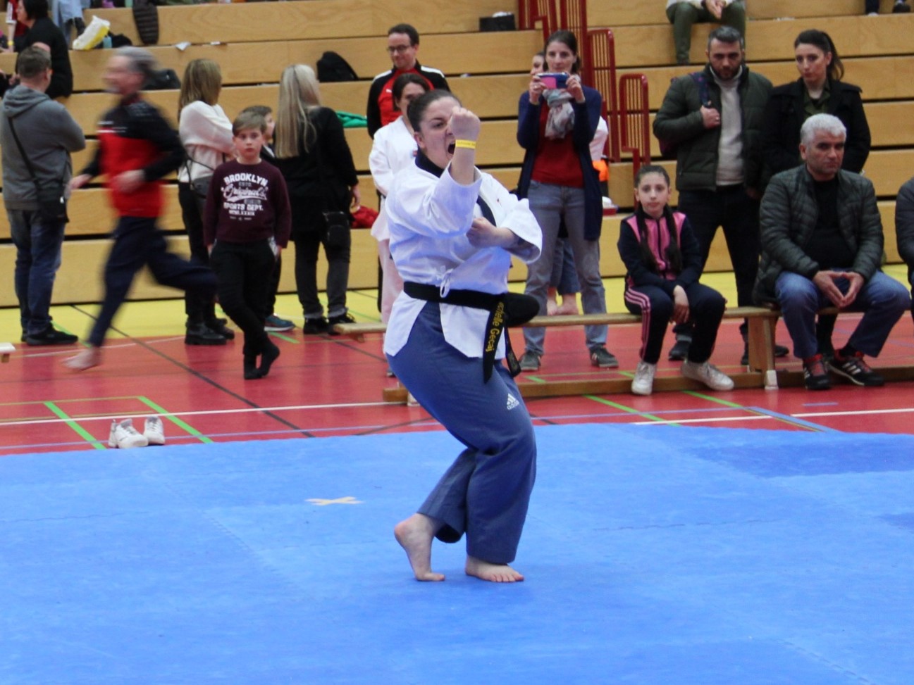 Michelle trat im Paarlauf mit Cem Baykan an und errang Gold. Im Einzel errang sie Bronze Image